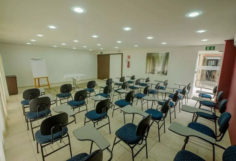 Отель Sj Jaguariaíva San Juan Jaguariaíva