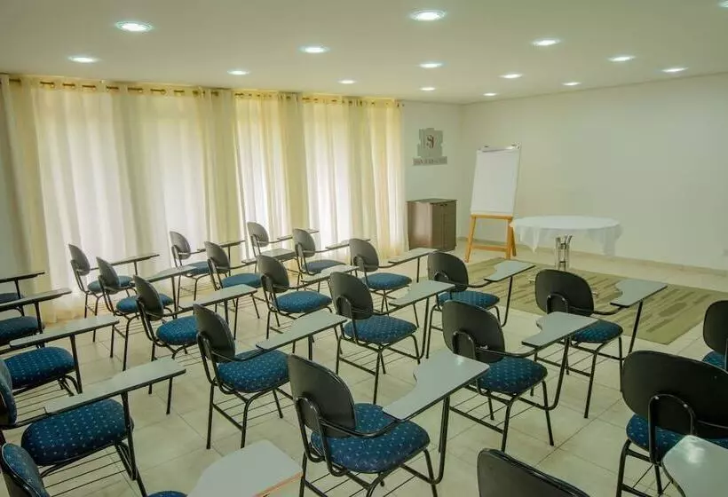 Отель Sj Jaguariaíva San Juan Jaguariaíva