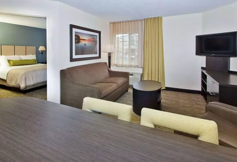 فندق Sonesta Simply Suites Detroit Southfield