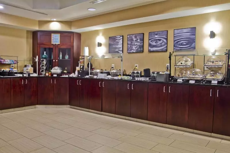 فندق Springhill Suites By Marriott Charlotte Airport