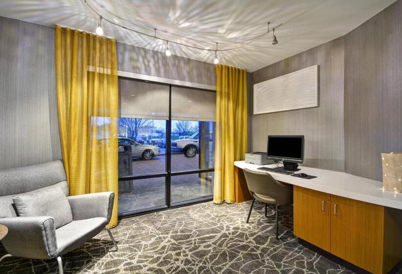 Otel Springhill Suites Lexington Near The University Of Kentucky