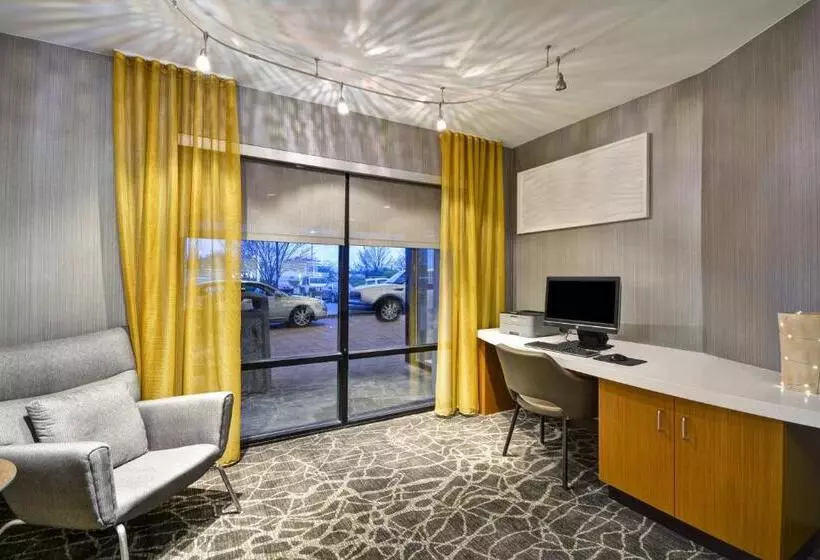 Hotel Springhill Suites Lexington Near The University Of Kentucky