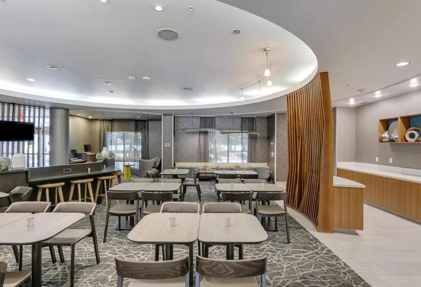 هتل Springhill Suites By Marriott Sacramento Natomas