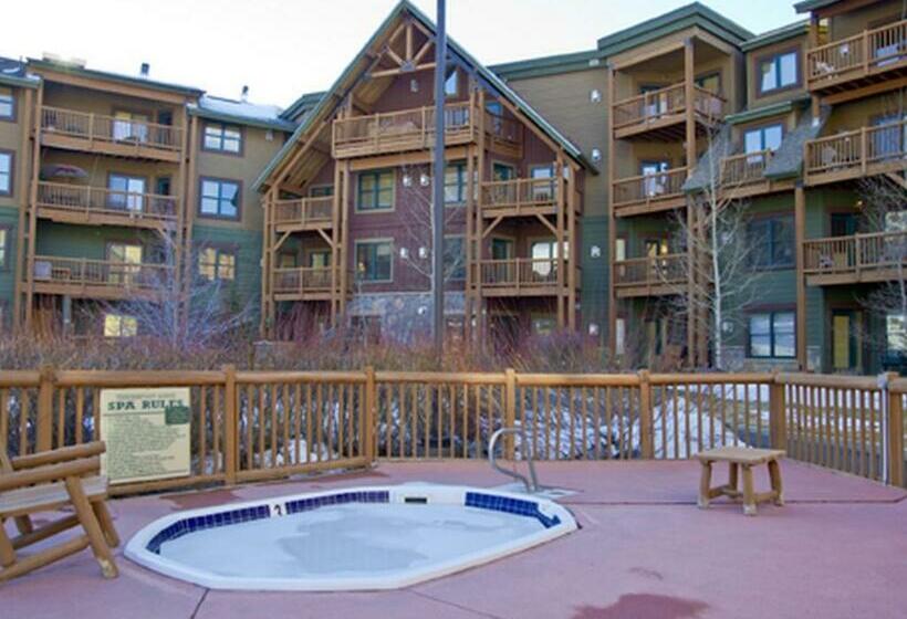 هتل Tenderfoot Lodge 2621