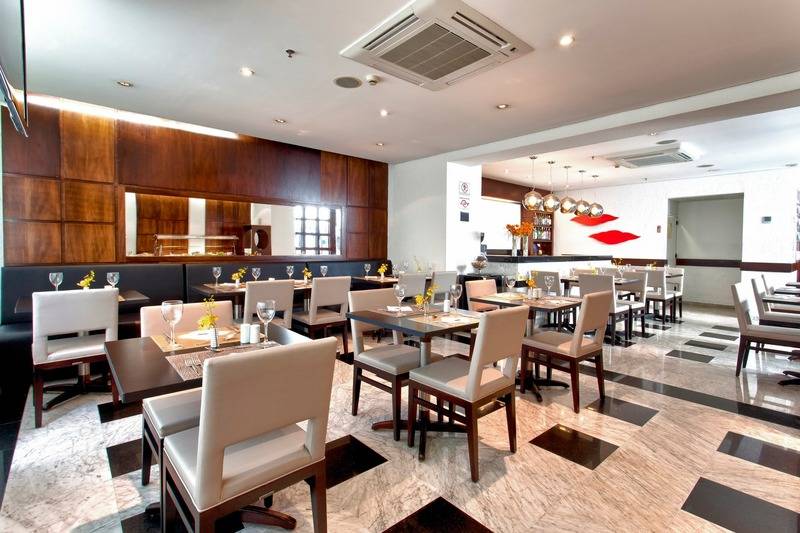 Hotel Paraiso Suites By Charlie