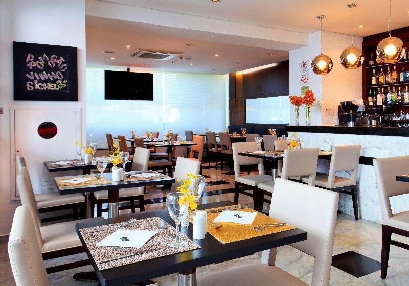 Hotel Paraiso Suites By Charlie