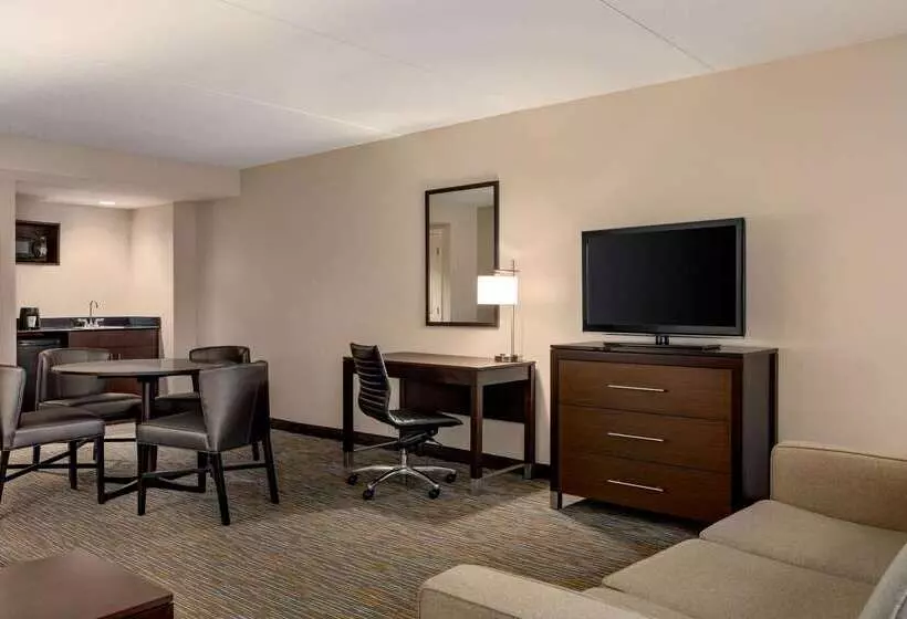 Hotel Wingate By Wyndham Wilmington