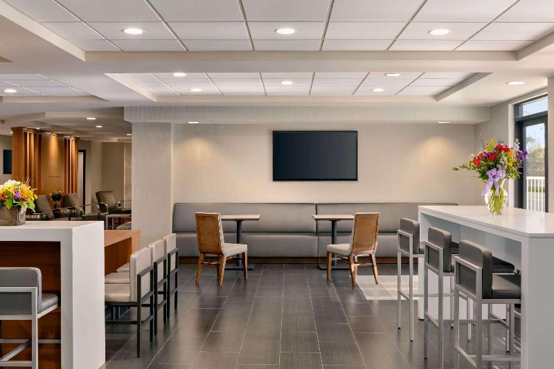 هتل Wingate By Wyndham Wilmington