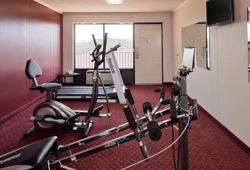 مُتل Ramada By Wyndham Branson