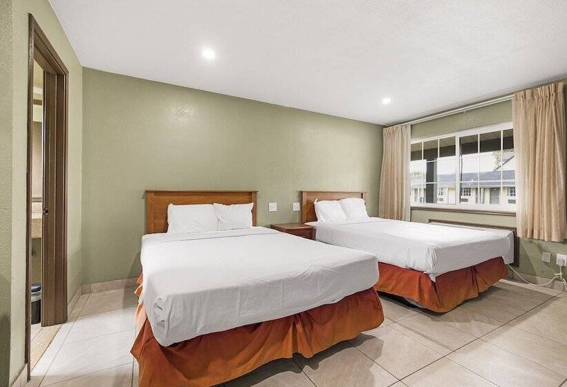 מוטל Safari Inn Chico