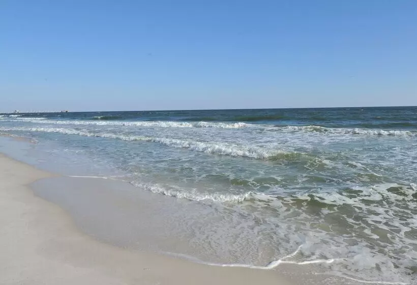 Seawind Condominiums