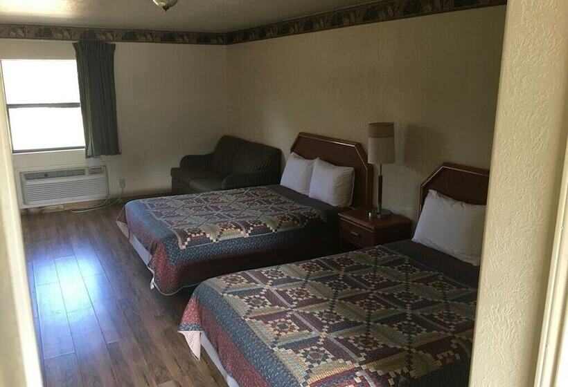 فندق صغير Whispering Creek Lodging & Rv Resort