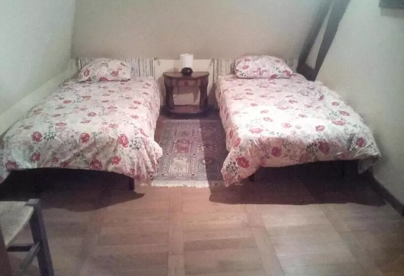 Aamiaismajoitus (B&B) Ferme Bressane Les Arums