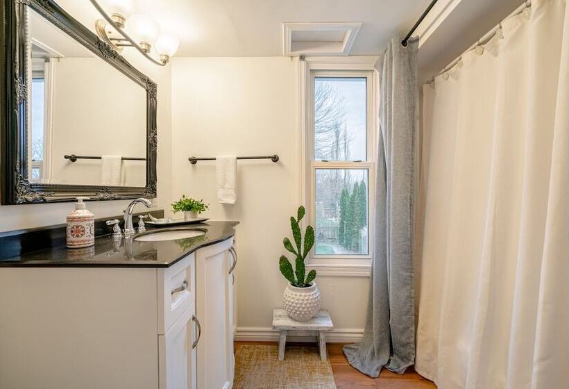 צימר The Kingsville House