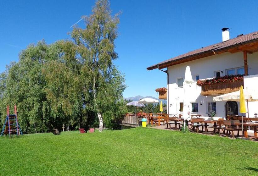 ホテル Gasthof St. Ulrich