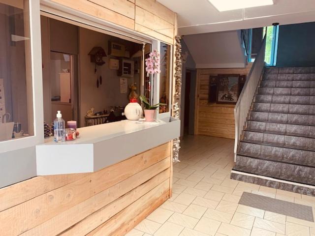 Отель Hôtel Restaurant La Bergerie