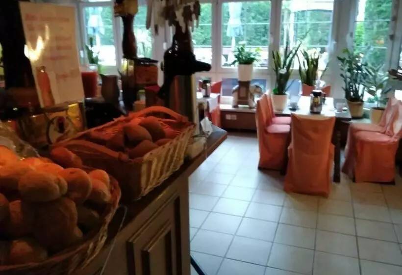 Hotelli Pension Schulze