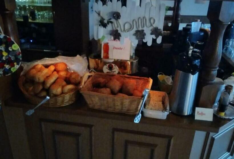 فندق Pension Schulze