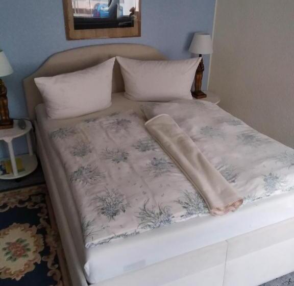 فندق Pension Schulze