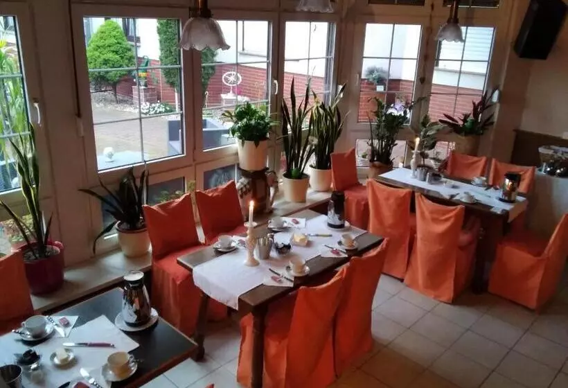 Hotelli Pension Schulze