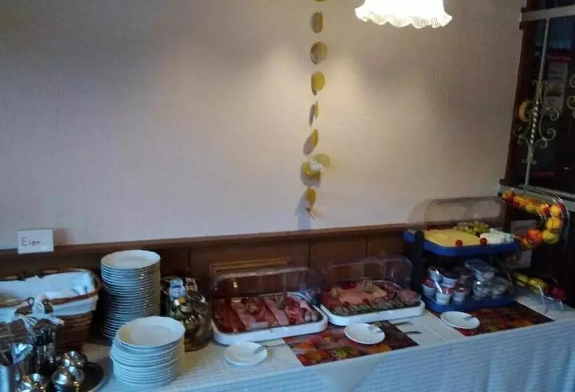 Hotelli Pension Schulze