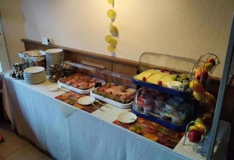 Hotelli Pension Schulze