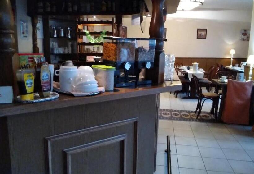 فندق Pension Schulze