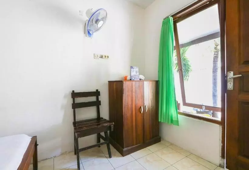 Spot On 2422 Hotel Moga Sari