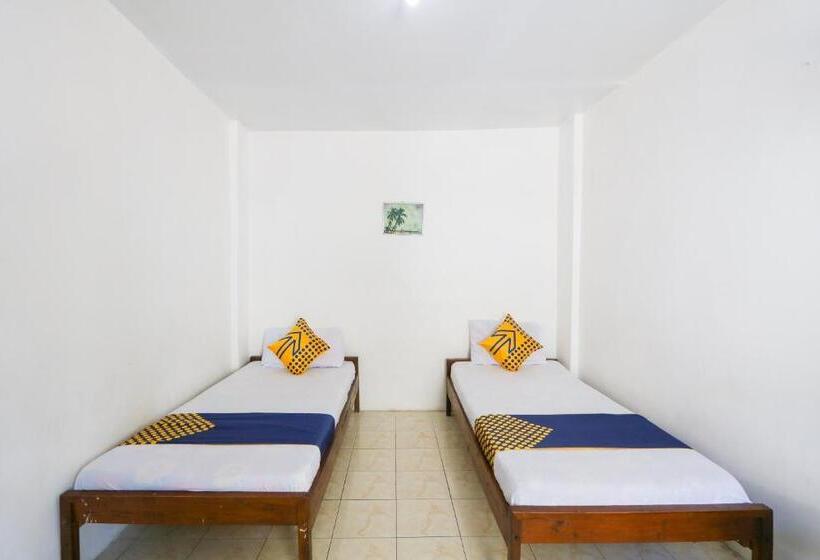 Spot On 2422 Hotel Moga Sari