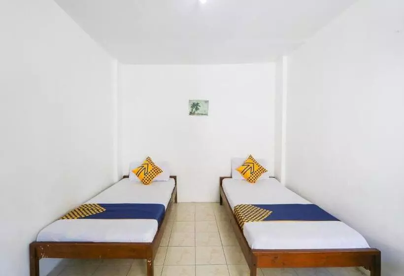 Spot On 2422 Hotel Moga Sari