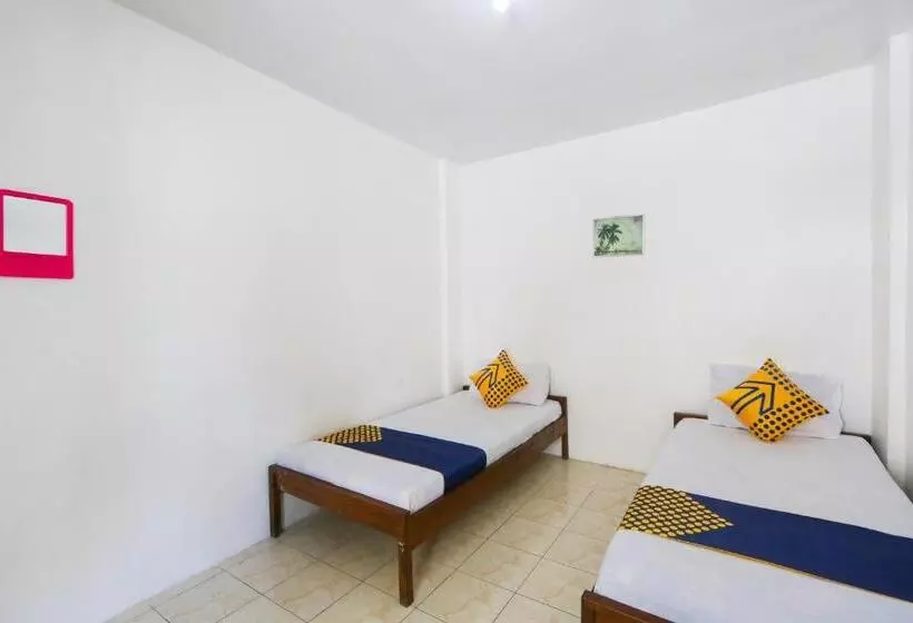 Spot On 2422 Hotel Moga Sari