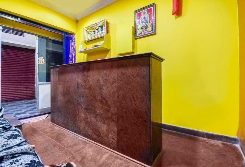 호텔 Spot On 65925 Sindur Lodge