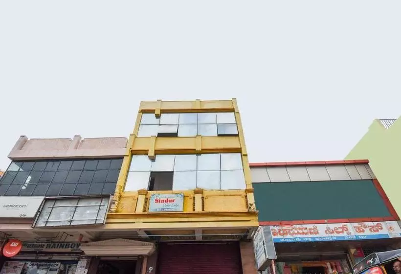 Hotelli Spot On 65925 Sindur Lodge