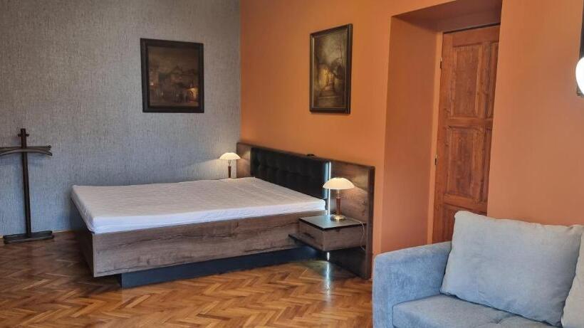 בית מלון כפרי Ubytování 8