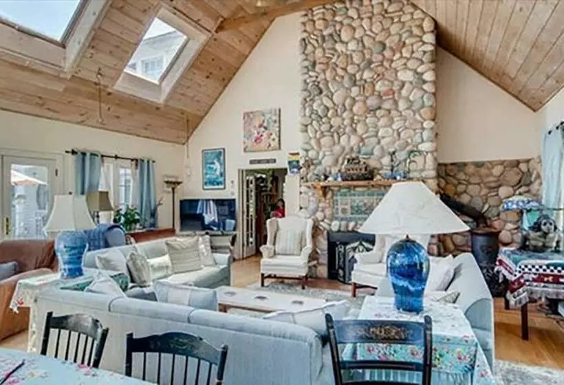 Hotelli West Tisbury Inn