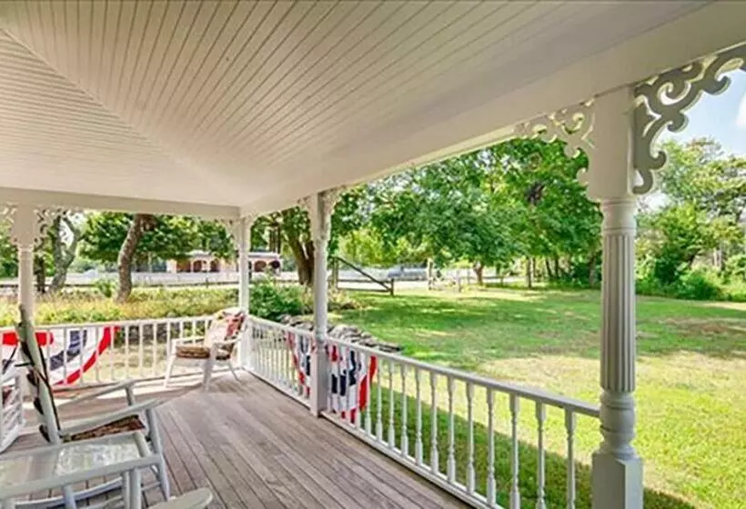 Hotelli West Tisbury Inn