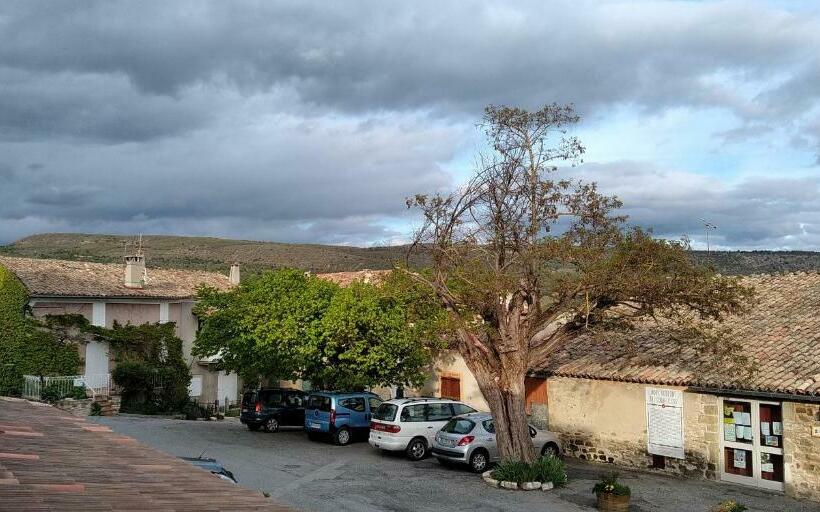 旅馆 Auberge Le Lupin Blanc