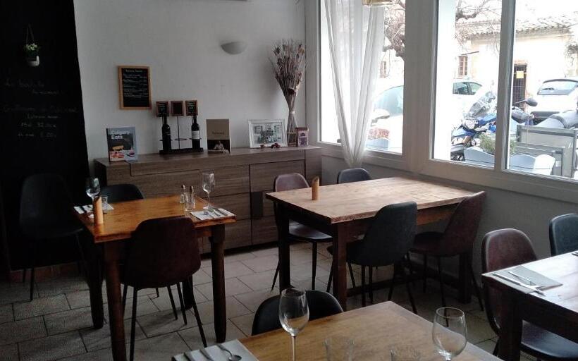 旅馆 Auberge Le Lupin Blanc