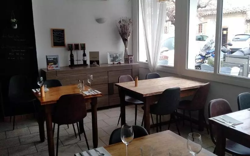 Auberge Le Lupin Blanc