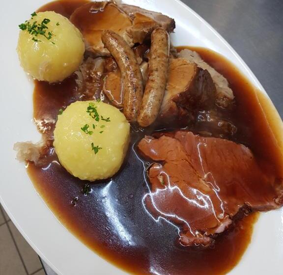 旅馆 Gasthof Pension Weißes Rössl