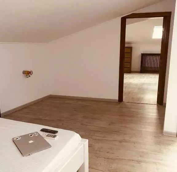 Retkeilymaja Han Dunarea