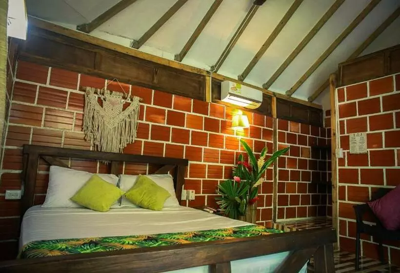 ユースホステル Restaurante, Hostal Y Spa Mama Neyumun