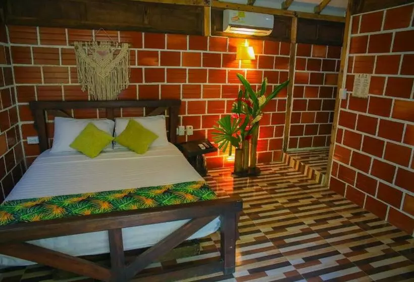 ユースホステル Restaurante, Hostal Y Spa Mama Neyumun