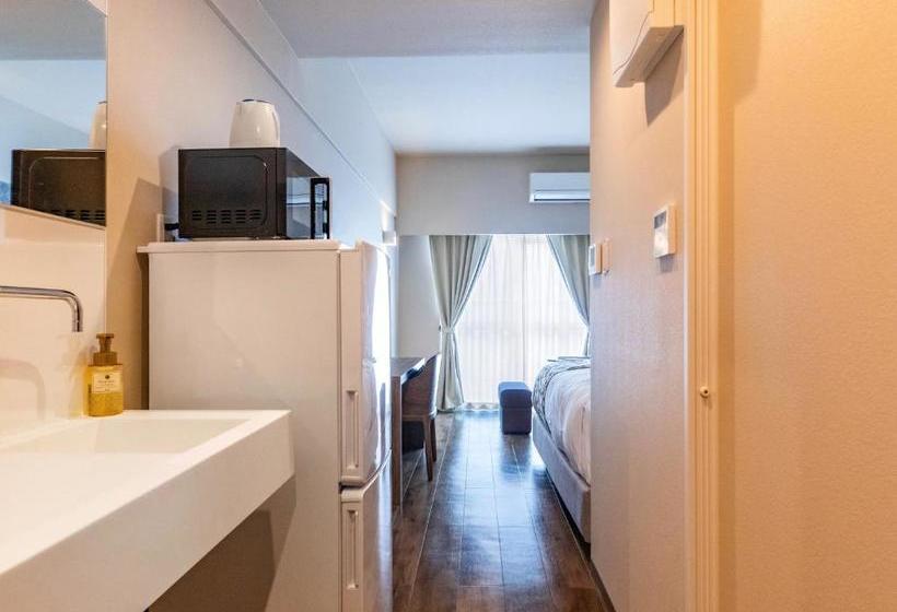 فندق صغير Mr.kinjo Inn Kadena