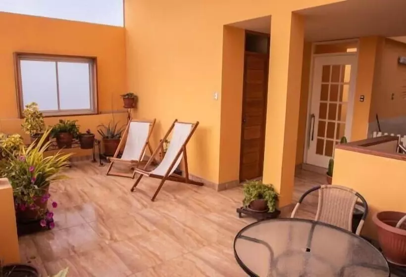 ベッドアンドブレックファースト Casa Huéspedes Pimentel