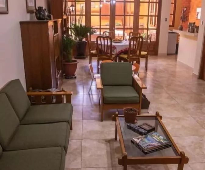 ベッドアンドブレックファースト Casa Huéspedes Pimentel