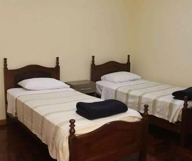 ベッドアンドブレックファースト Casa Huéspedes Pimentel