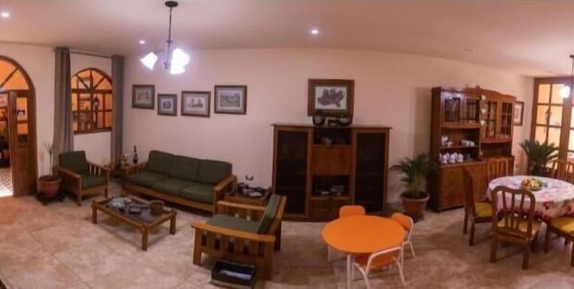 ベッドアンドブレックファースト Casa Huéspedes Pimentel