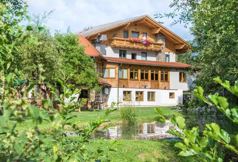 Aamiaismajoitus (B&B) Lorenzer Schlafstubn/haus Wanderl