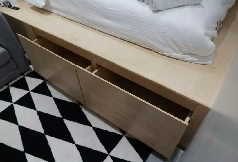 ベッドアンドブレックファースト Radlett Residences Hotel   Tuguegarao